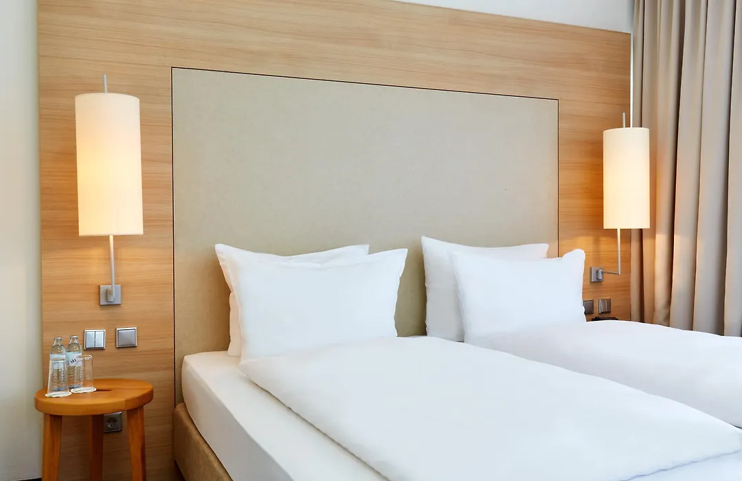 Hotel Salzburg-Hauptbahnhof-1