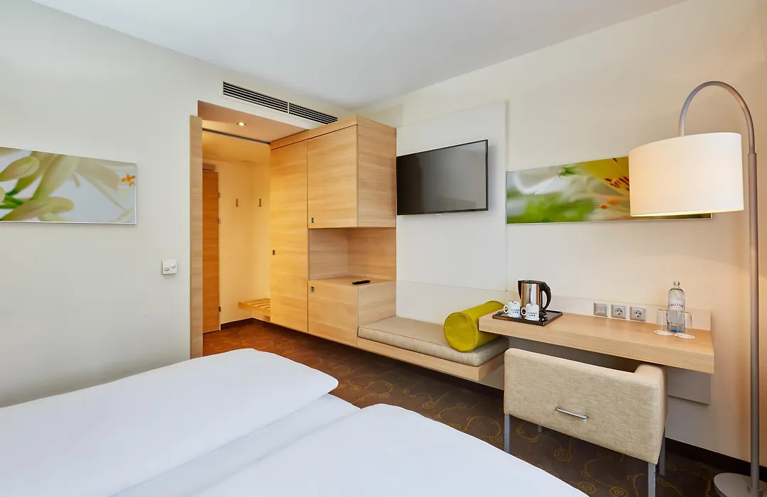 Hotel Salzburg-Hauptbahnhof-1