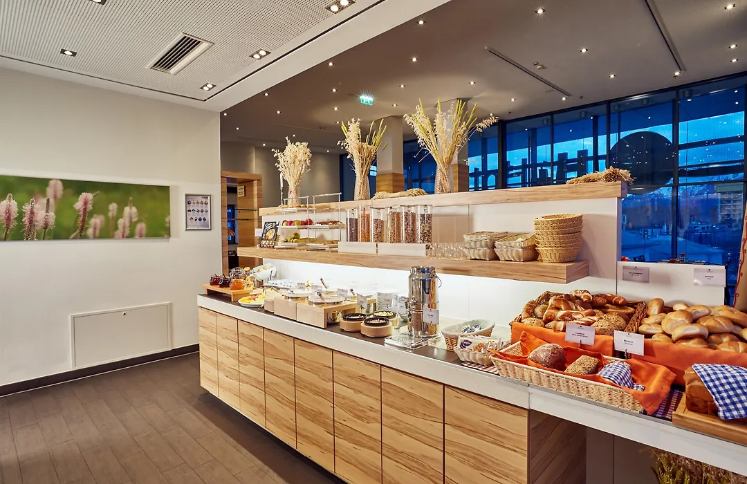 Hotel Salzburg-Hauptbahnhof-1