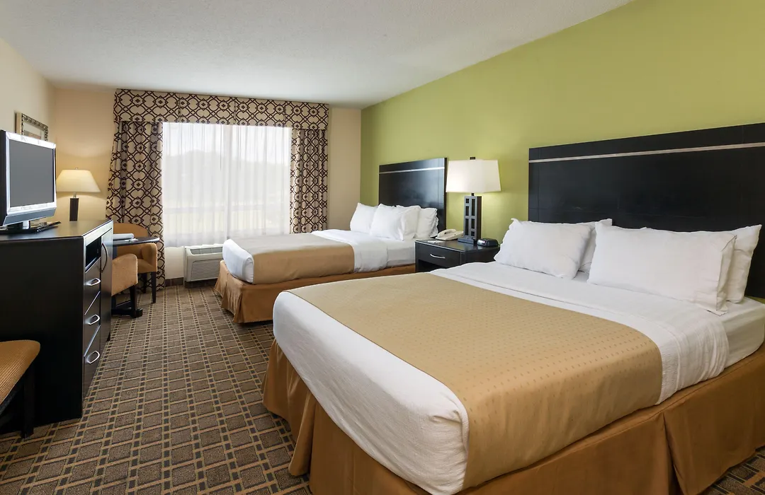 Holiday Inn Statesboro-University Area By Ihg-1