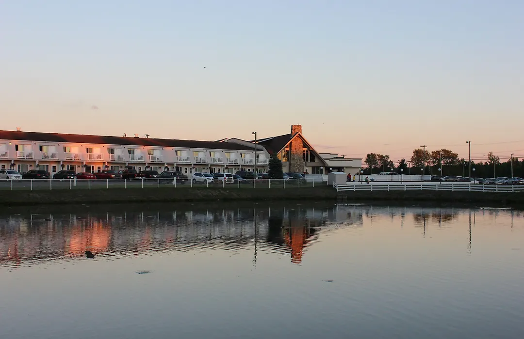 Rodeway Inn-1