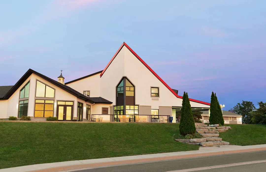Days Inn By Wyndham Kingston-1