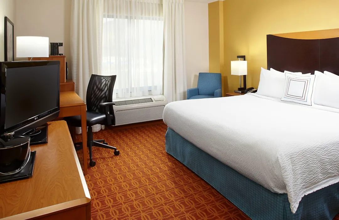 Fairfield Inn & Suites Pittsburgh Neville Island-1