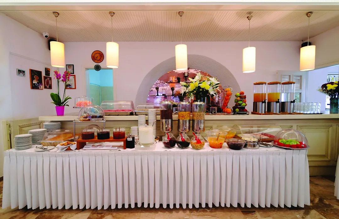 Kamari Hotel-1