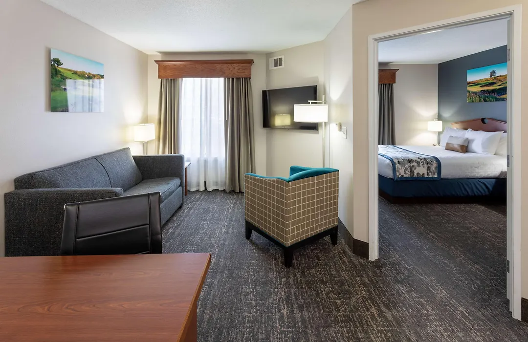 Grandstay Hotel & Suites Downtown Sheboygan-1