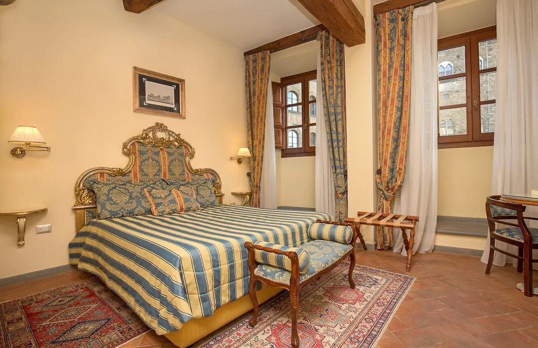 La Casa Del Garbo - Luxury Rooms & Suite-1