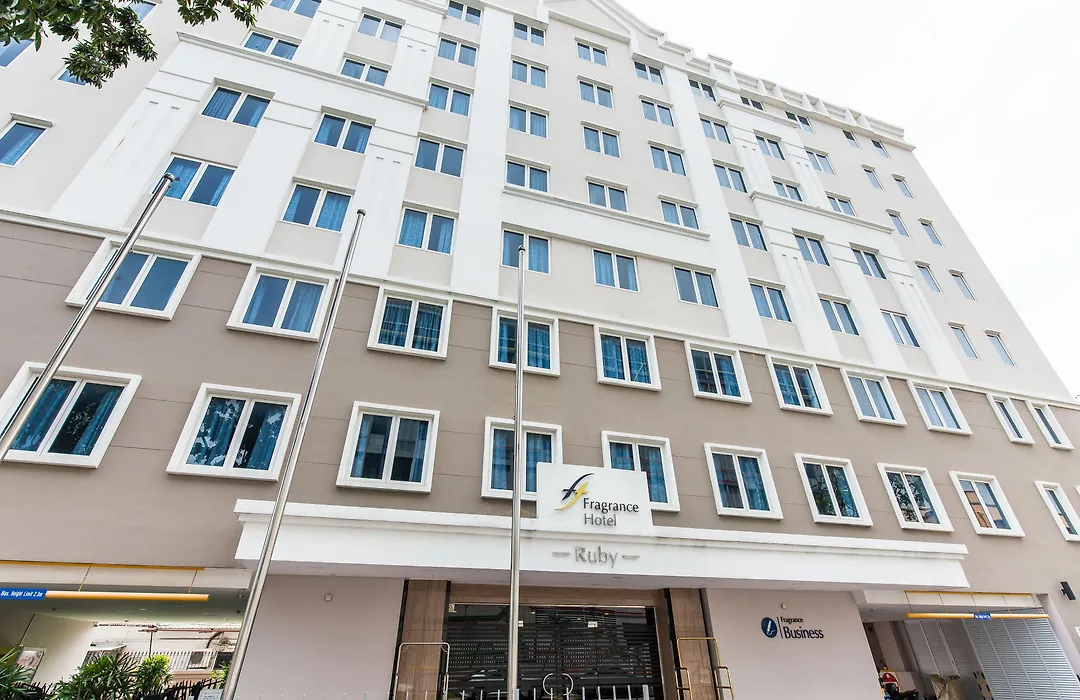 Ibis Budget Singapore Ruby-1