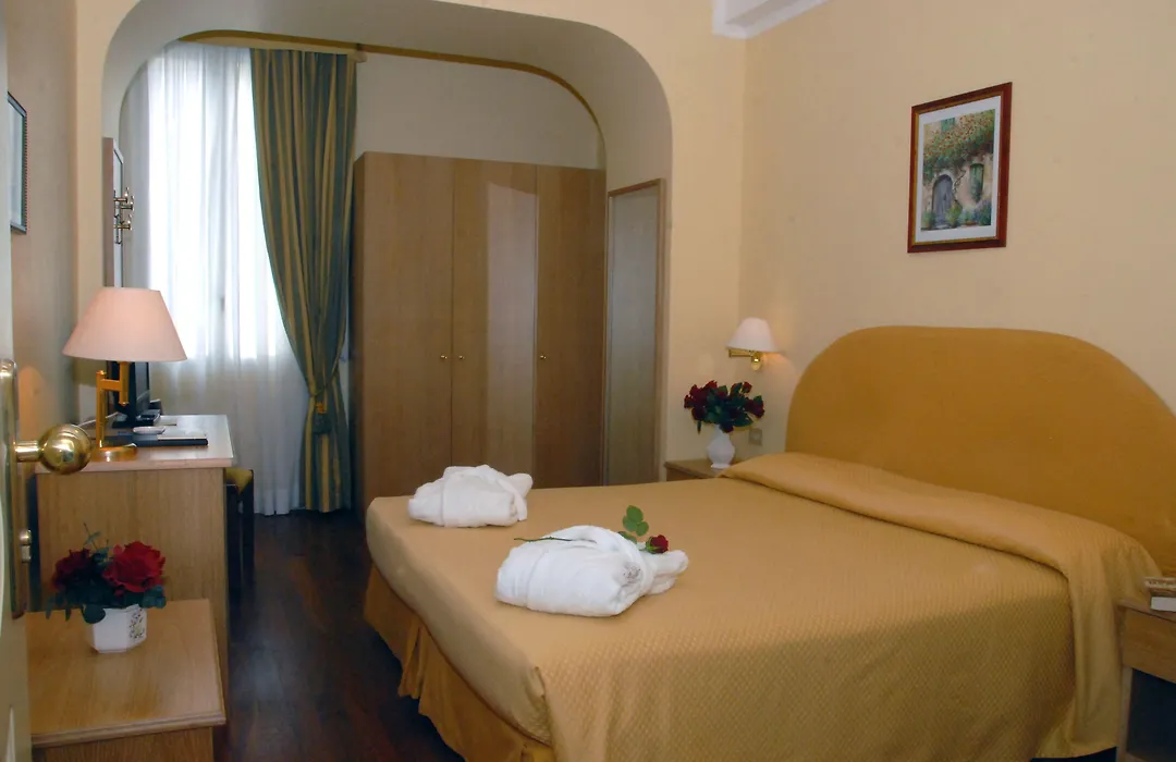 Hotel Paradiso-1