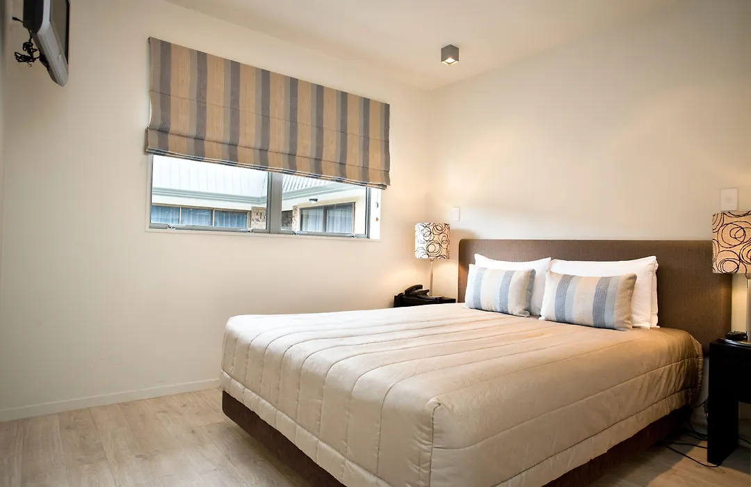 Sea Spray Suites-1