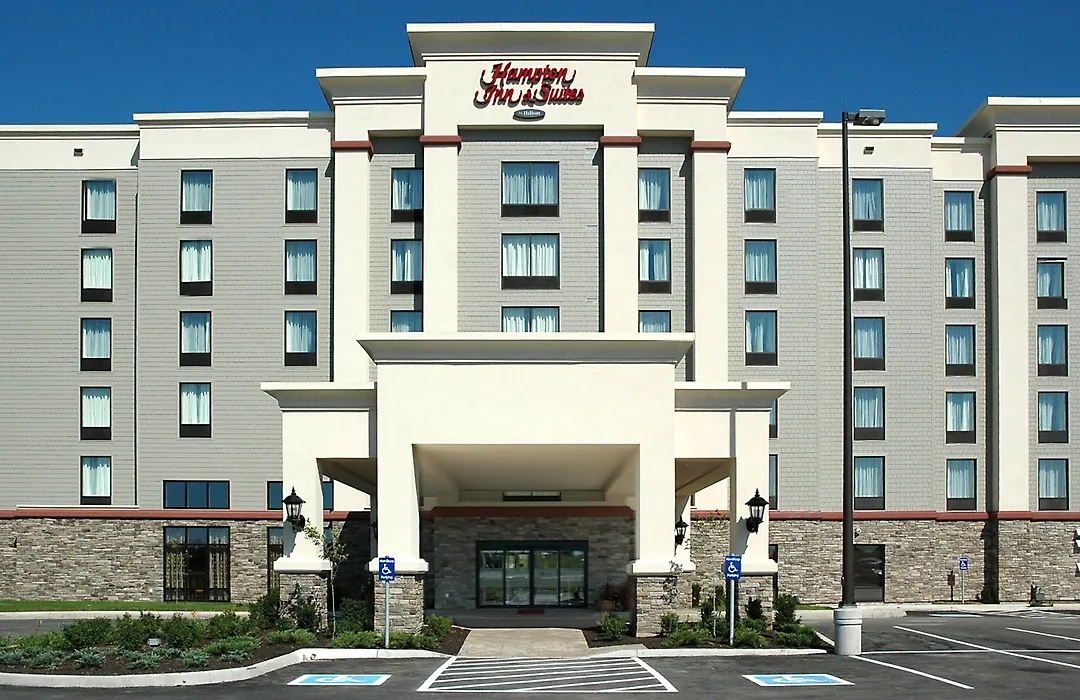 Hampton Inn & Suites By Hilton Moncton-1