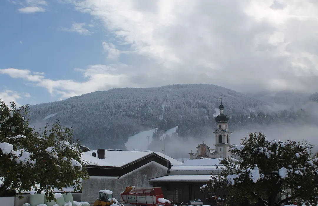 Alp Art Hotel Götzens-1