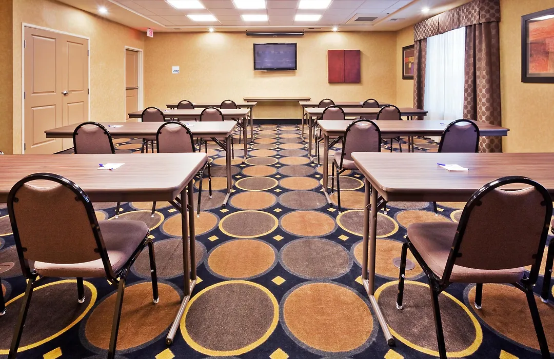 Holiday Inn Express & Suites Clovis By Ihg-1
