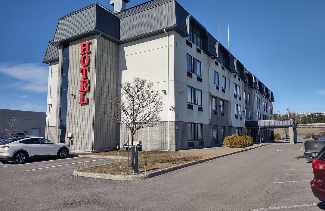 Repotel Henri IV Quebec-1