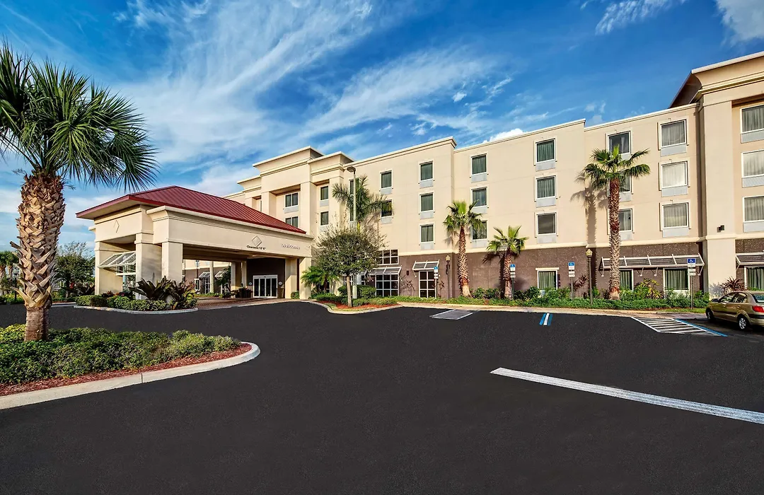 Hampton Inn & Suites Stuart-North-1