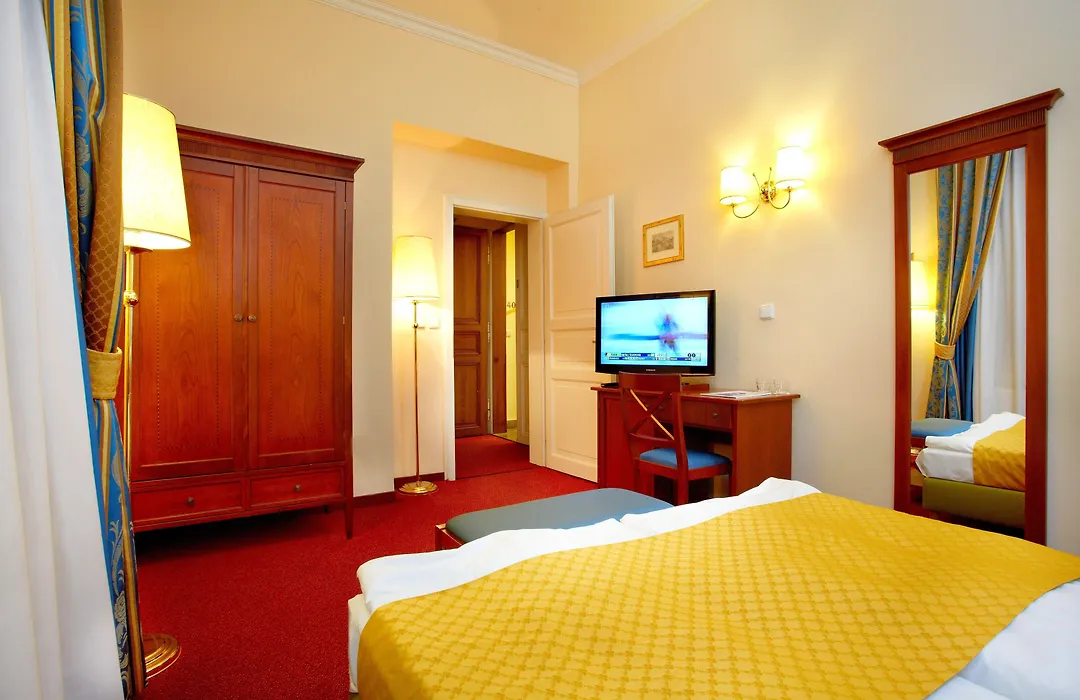 Louis Leger - Czech Leading Hotels-1