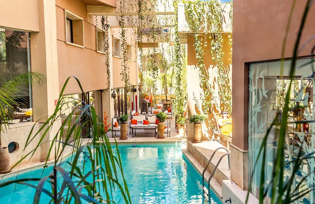 Dellarosa Boutique Hotel And Spa-1