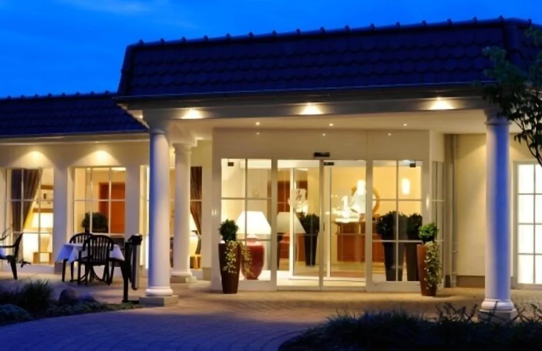 Waldhotel Nachtigall-1