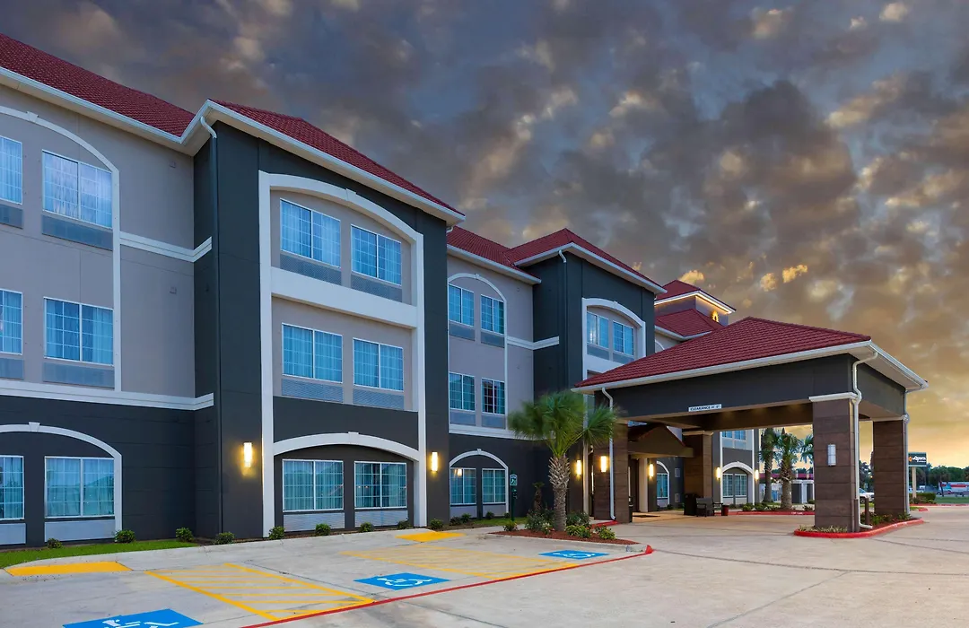 La Quinta By Wyndham Port Lavaca-1