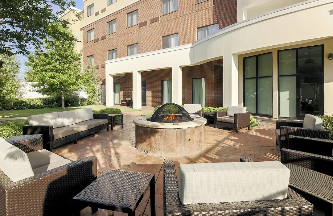Courtyard By Marriott Dallas Arlington South-1