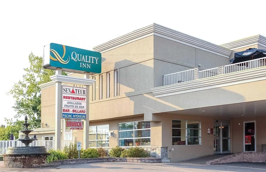 Quality Inn Mont-Laurier-1