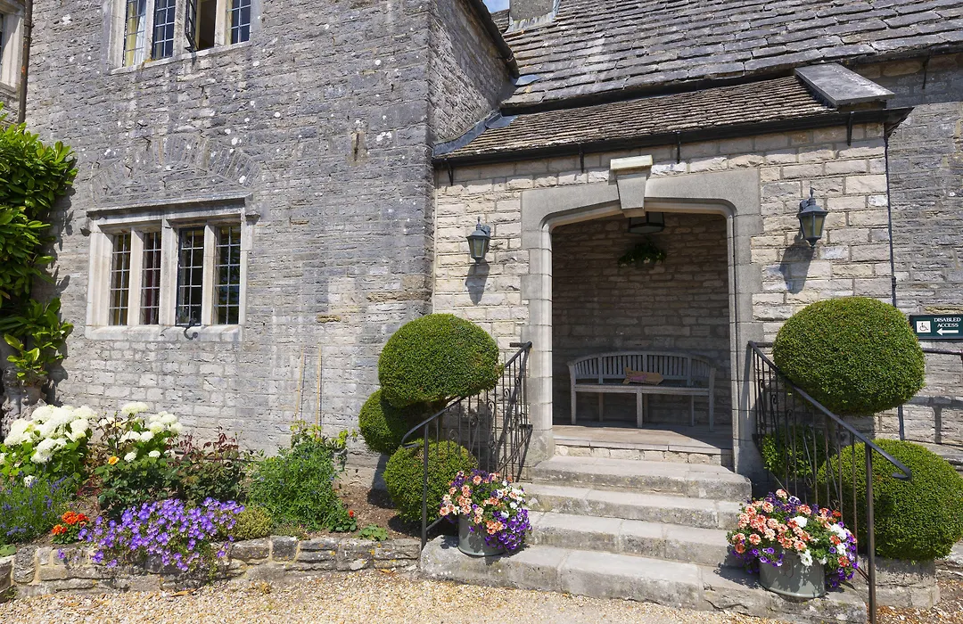 Mortons Manor-1