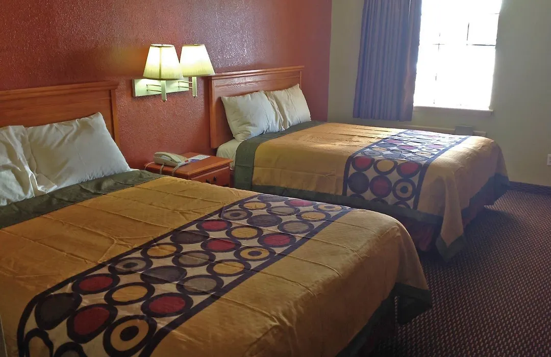 Americas Best Value Inn Pryor-1