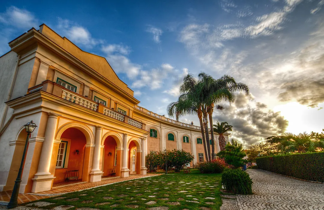 Villa Irlanda Grand Hotel-1