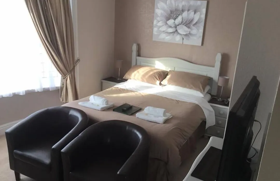 Silverlands Guest House-1