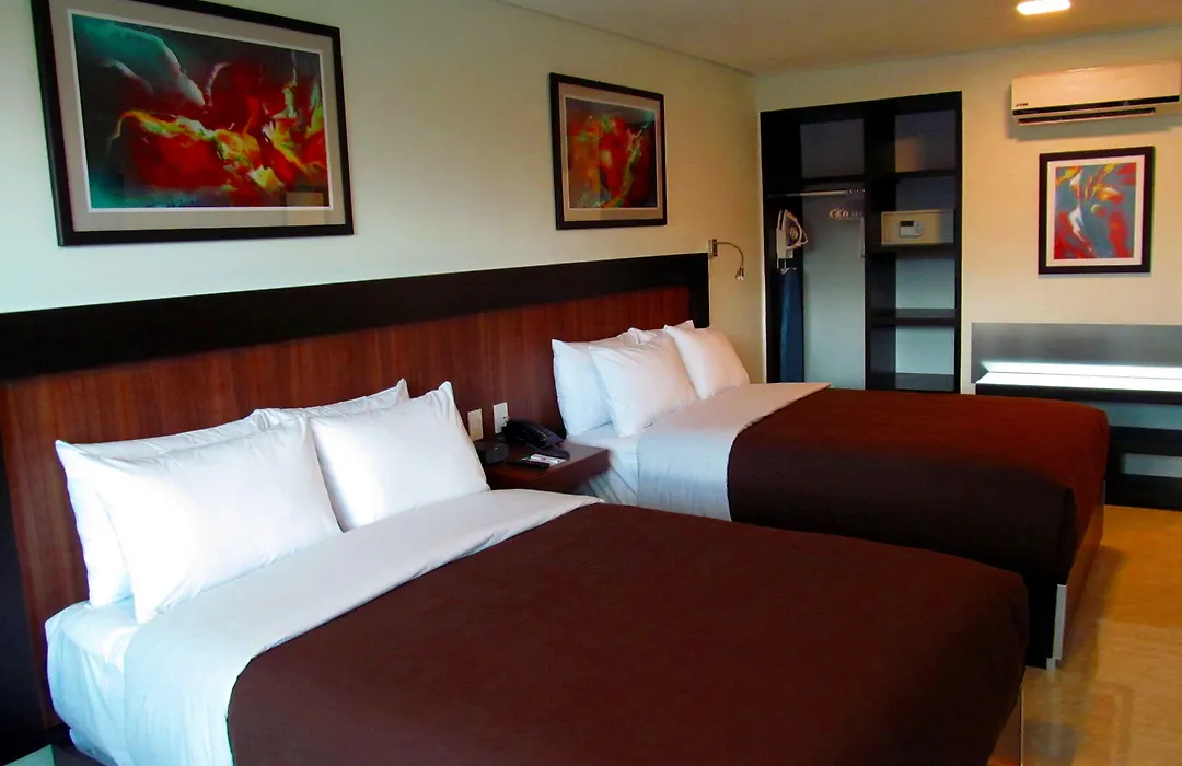 Hotel & Suites Pf-1