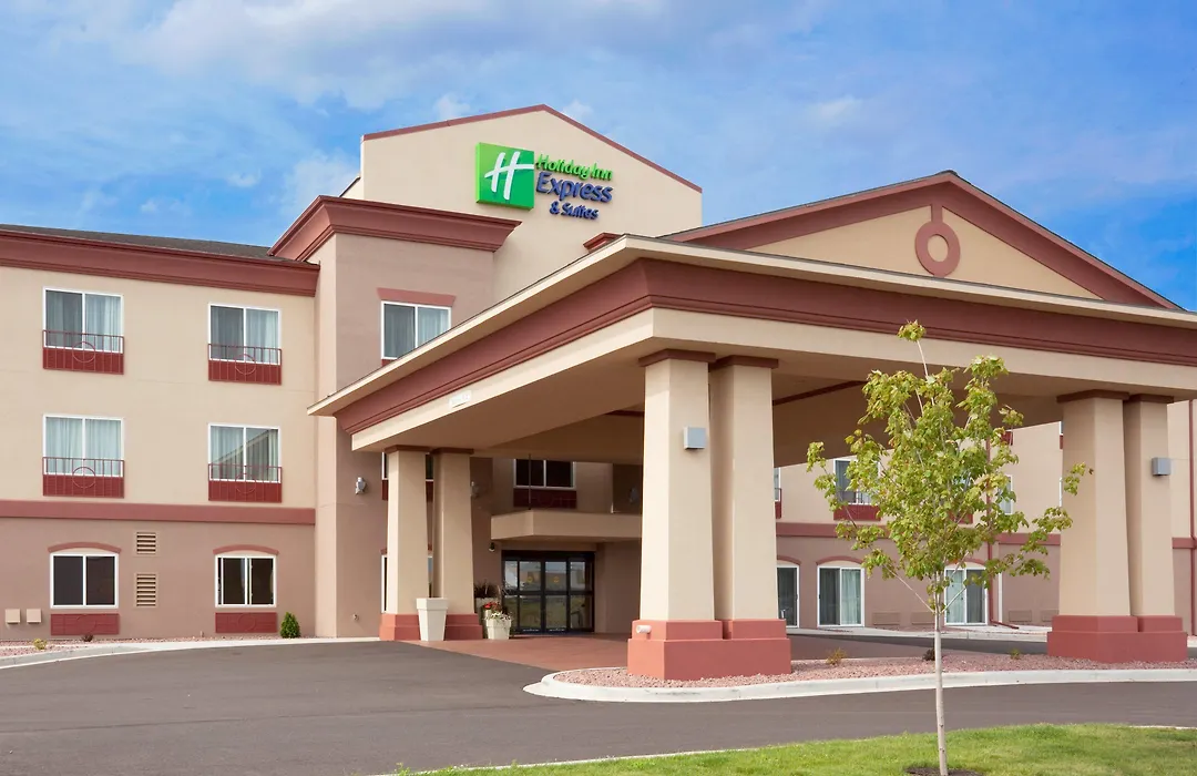 Holiday Inn Express Hotel & Suites Antigo By Ihg-1