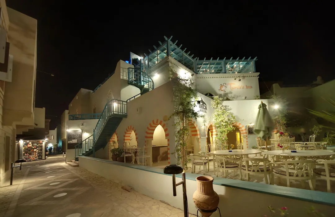 Turtle'S Inn Hotel-1