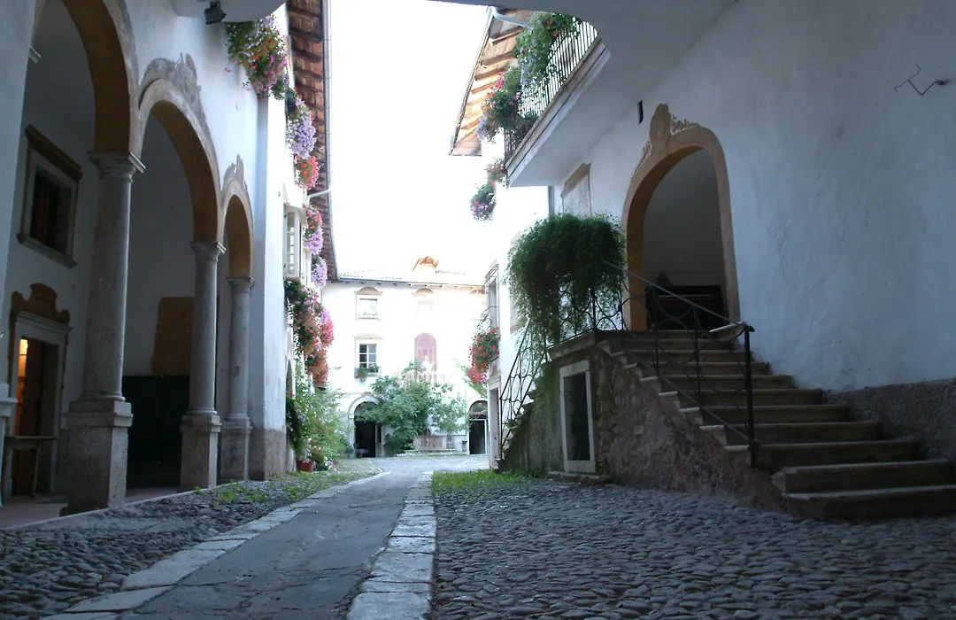 Villa Bertagnolli - Locanda Del Bel Sorriso-1
