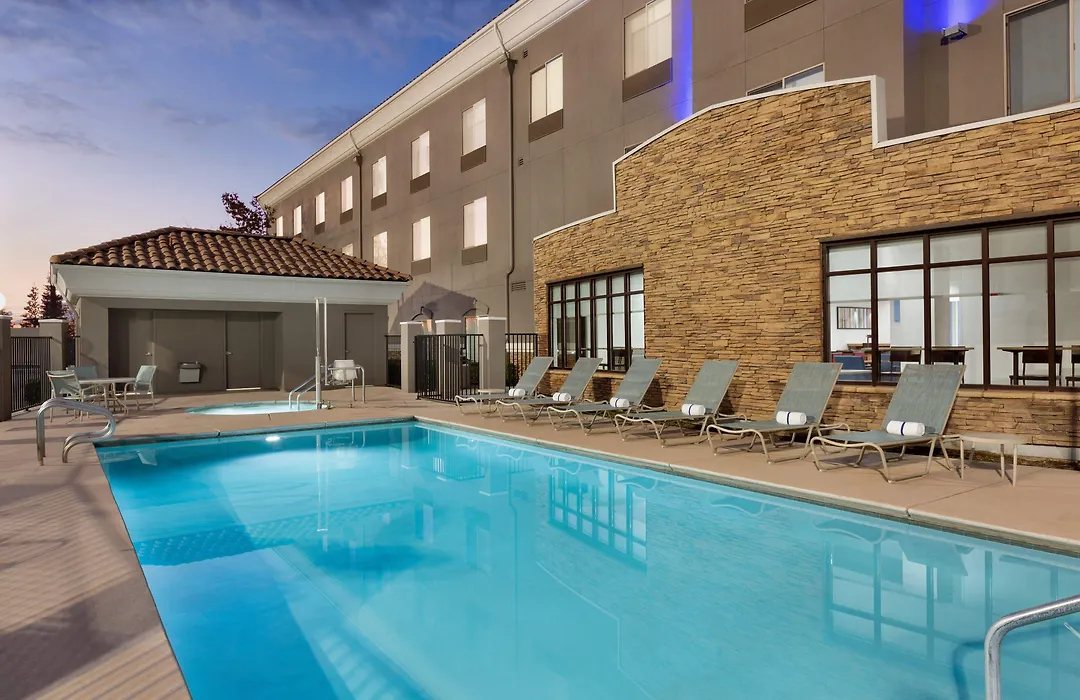 Holiday Inn Express & Suites Merced - Yosemite Natl Pk Area By Ihg-1