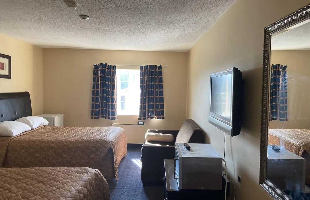 Caravan Inn-1