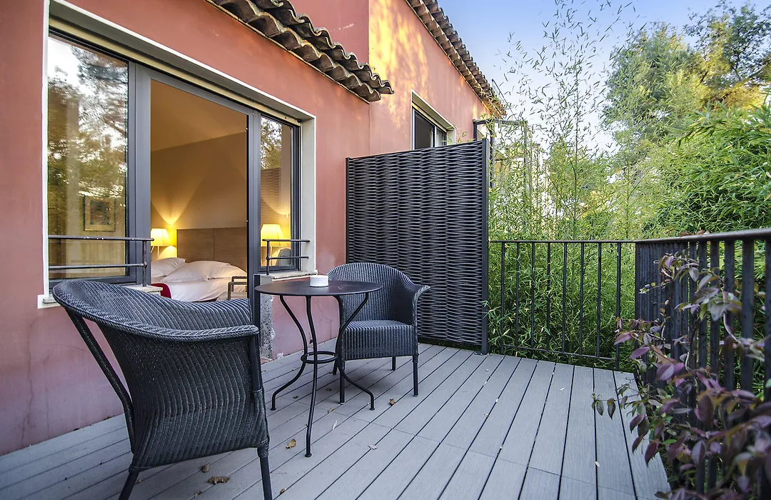 Hotel****Spa & Restaurant Cantemerle-1