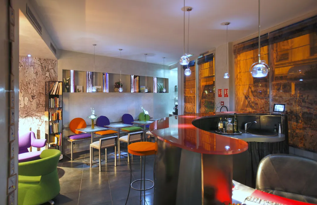 Apostrophe Hotel-1