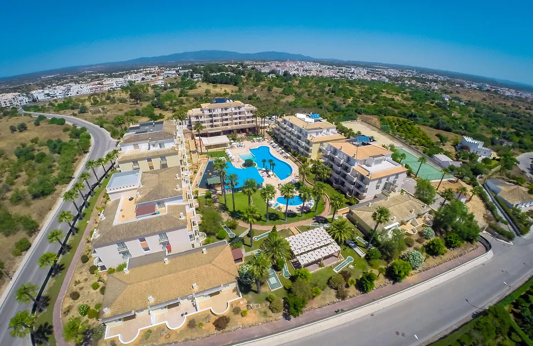 Vitors Plaza-1