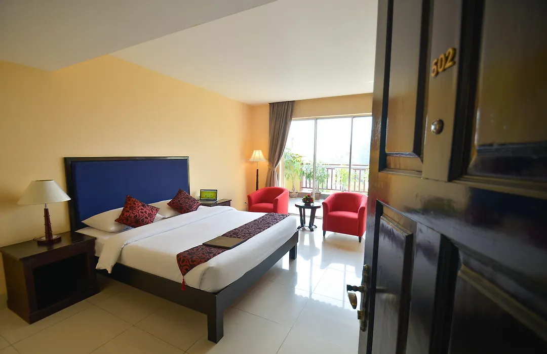 Almond Hotel Sothearos-1