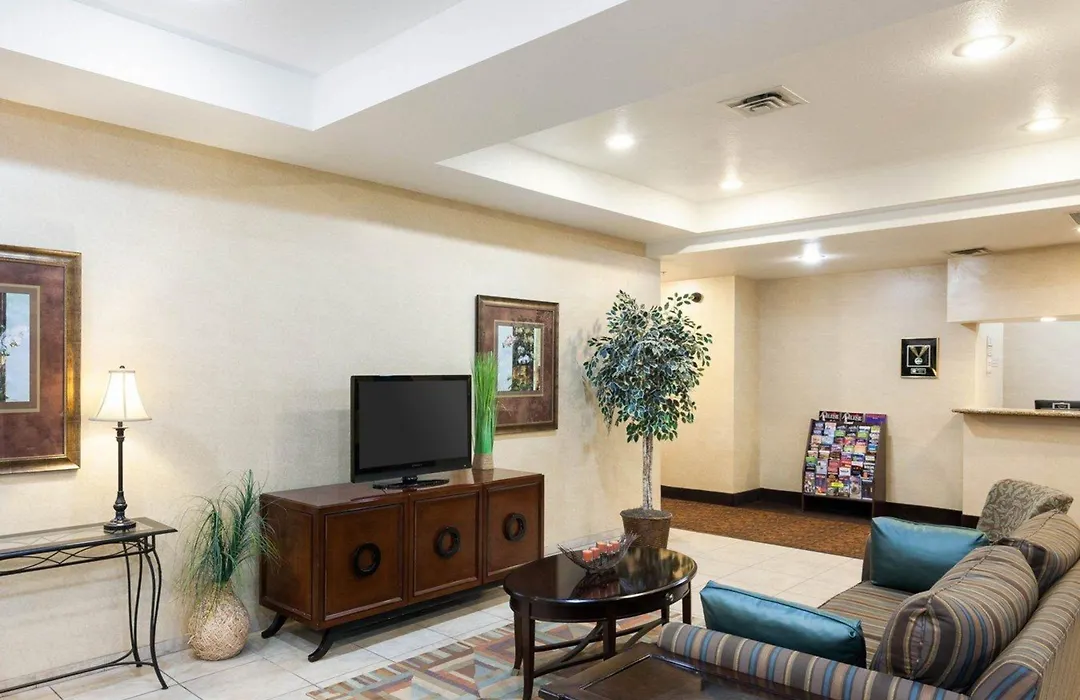 Comfort Inn & Suites Regional Medical Center-1