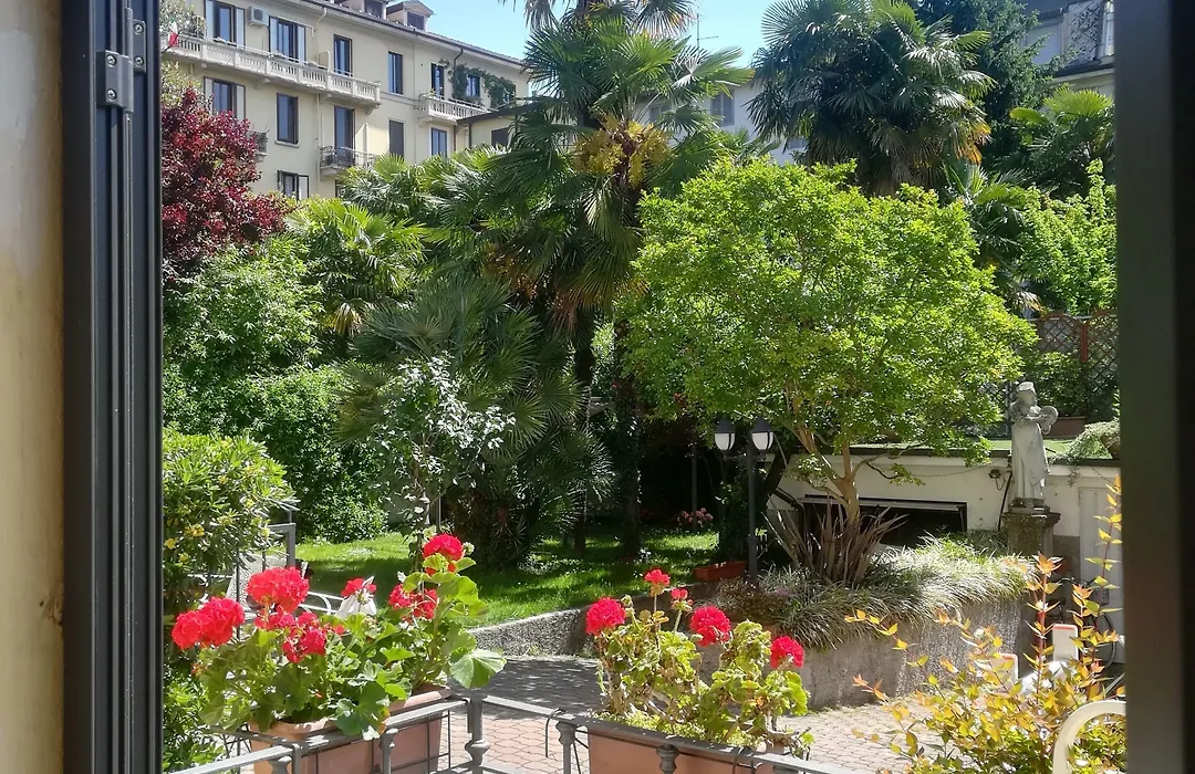 Hotel Charly-1