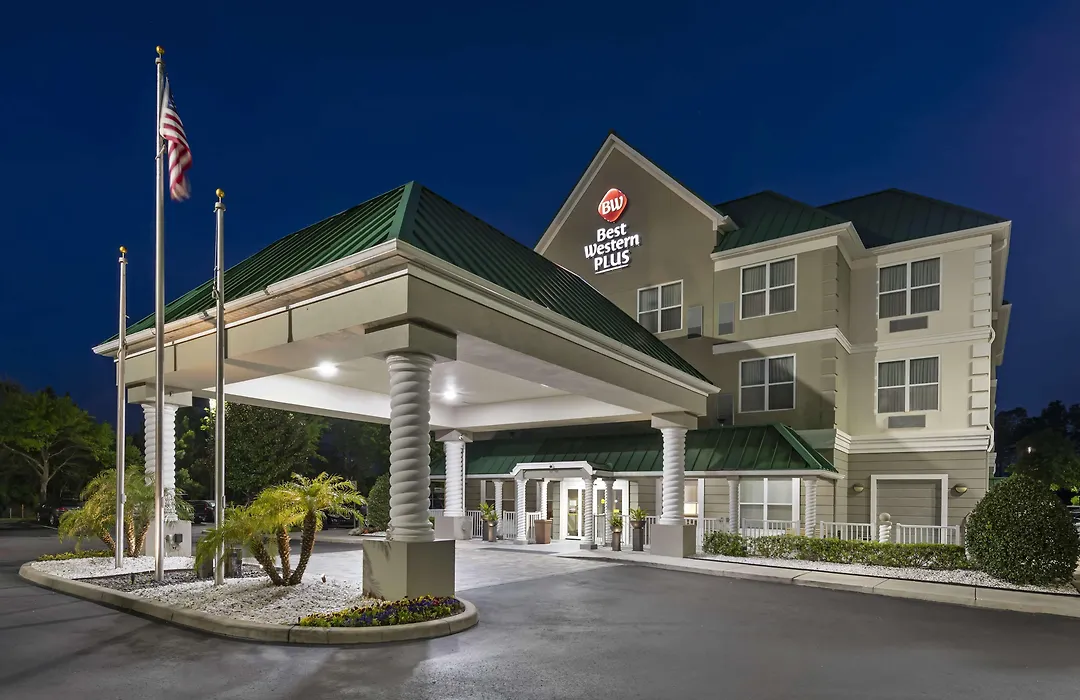 Best Western Plus First Coast Inn And Suites-1