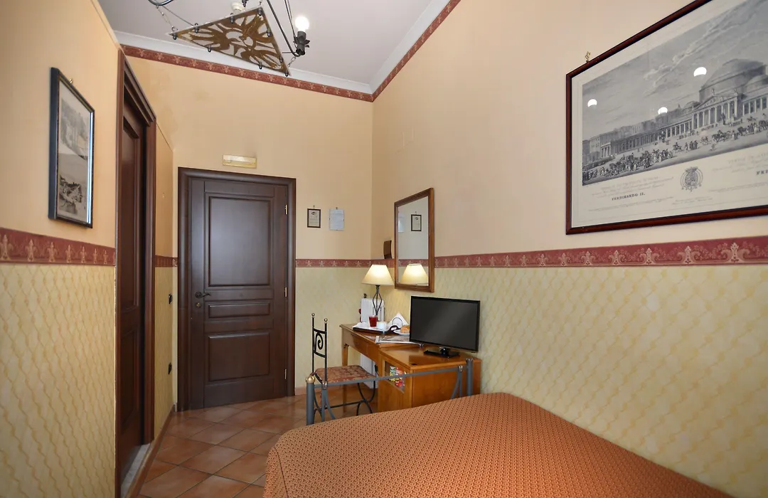 Pinto-Storey Hotel-1