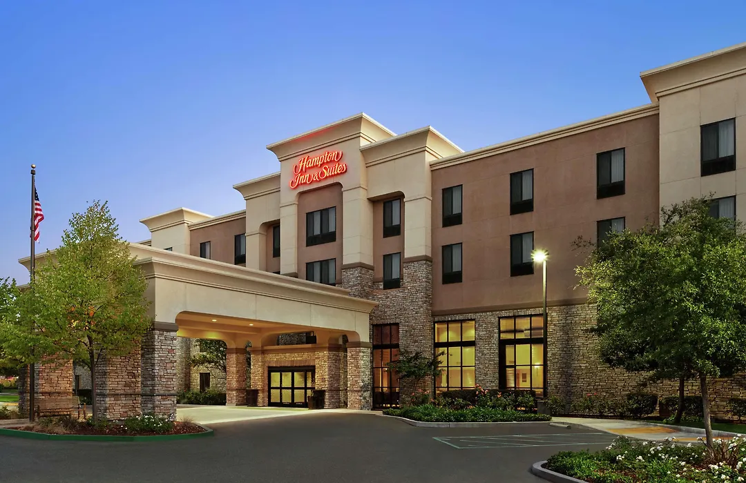Hampton Inn & Suites West Sacramento-1