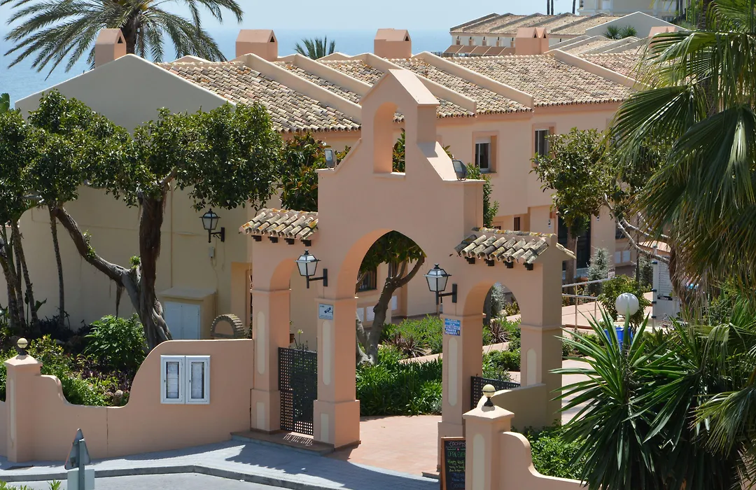 Ramada Hotel & Suites By Wyndham Costa Del Sol-1
