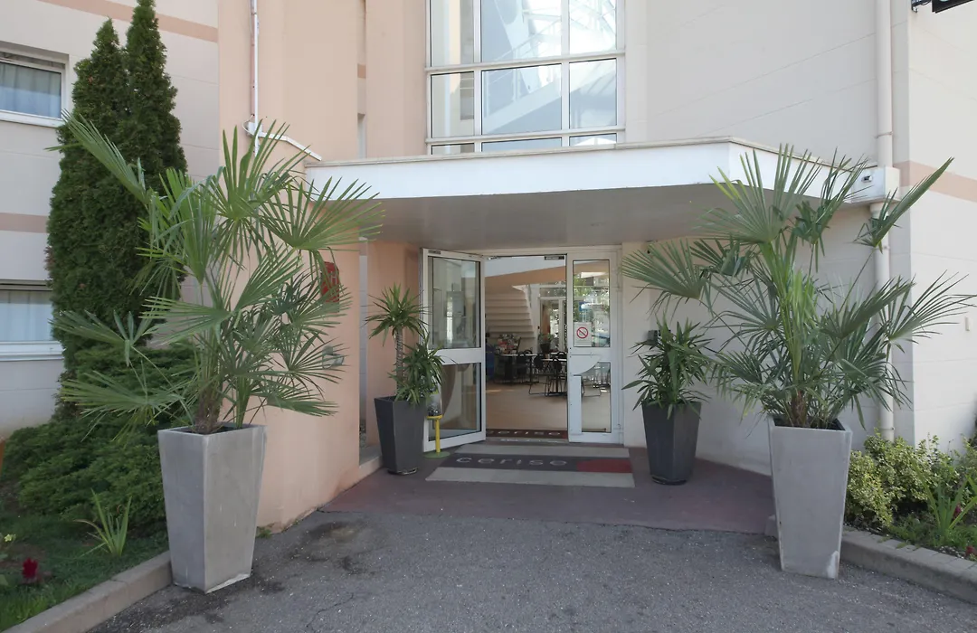 Hotel Cerise Nancy-1