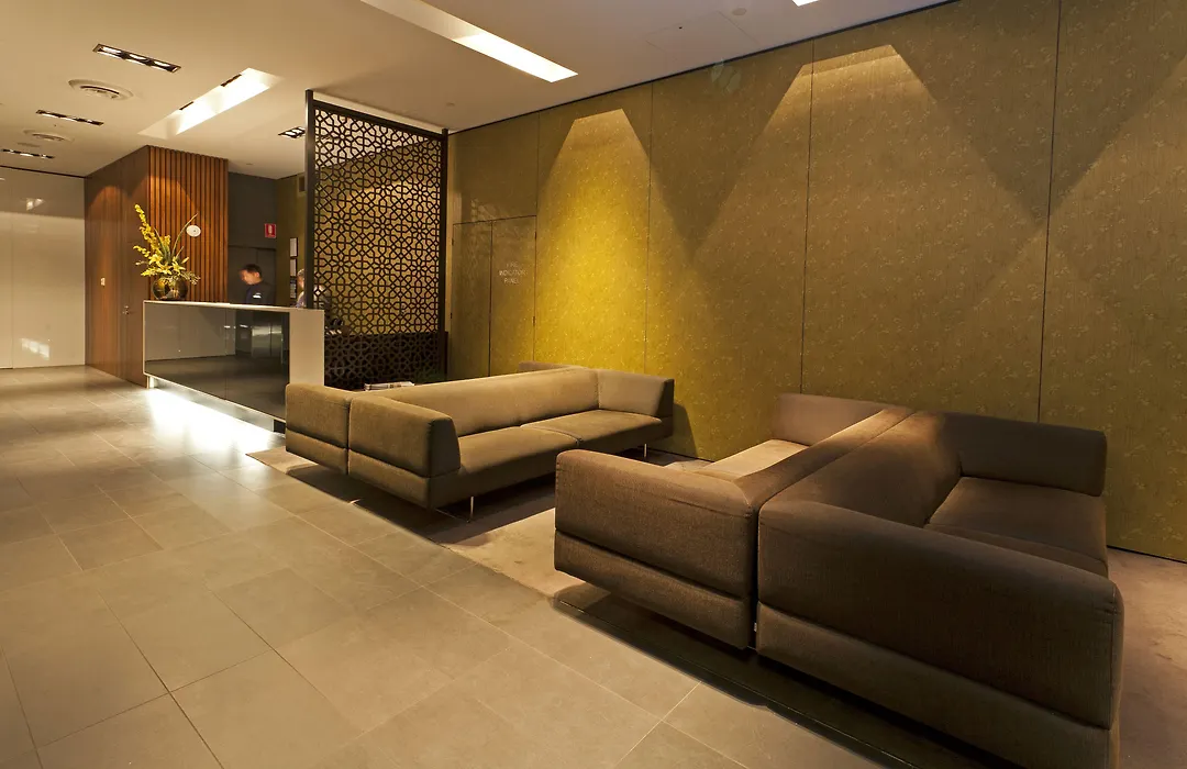 Causeway 353 Hotel-1