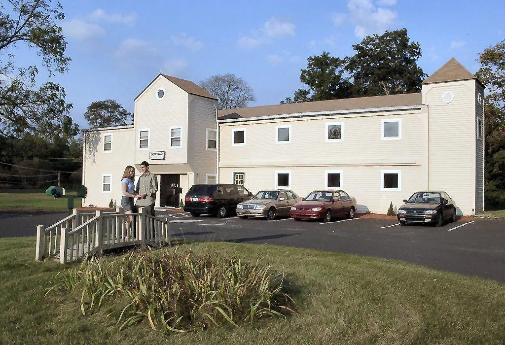 Value Inn East Stroudsburg-1
