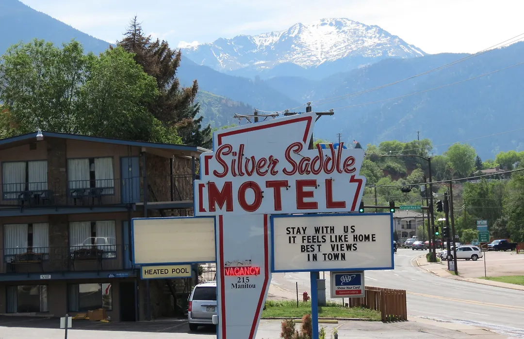 Silver Saddle Motel-1