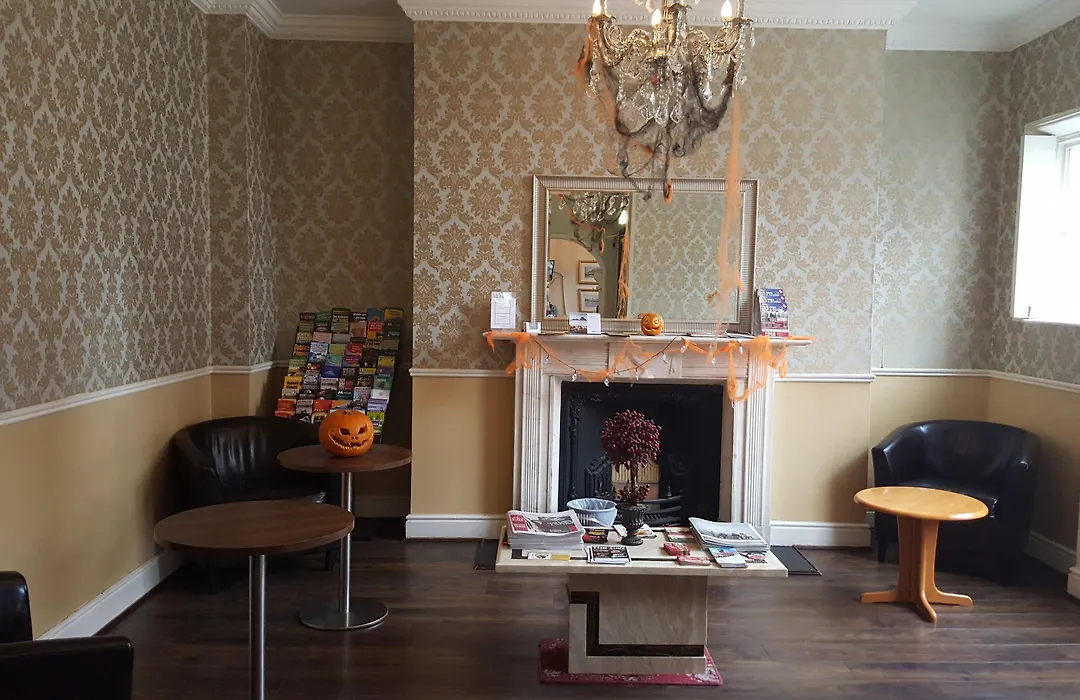 Hazelbrook House B&B-1