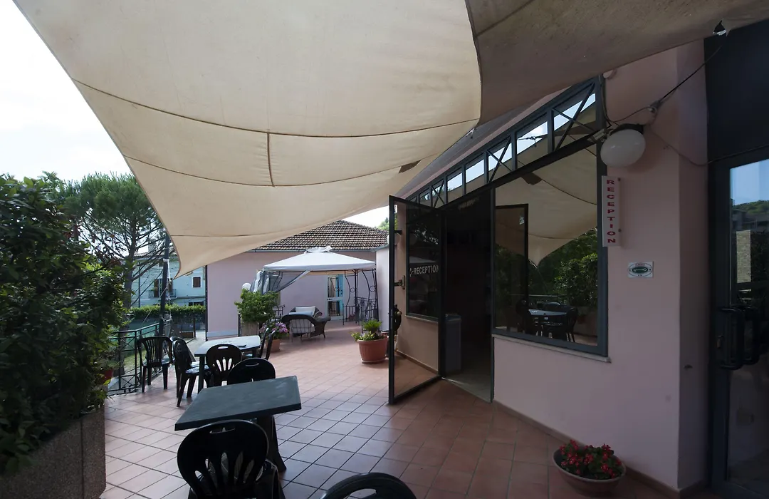 Hotel Athena-1